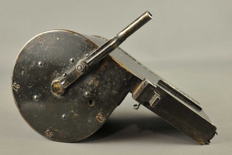 Hace unos días encontré por casualidad en una web extranjera un arma a la venta que hacía muchos años 160