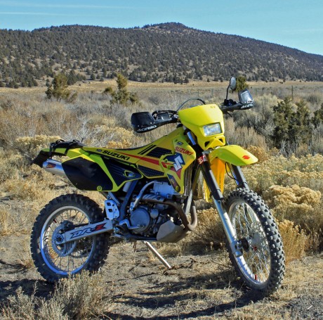 Buenas.

He abierto este post para que todos los foreros a los que nos van las motos podamos compartir 01