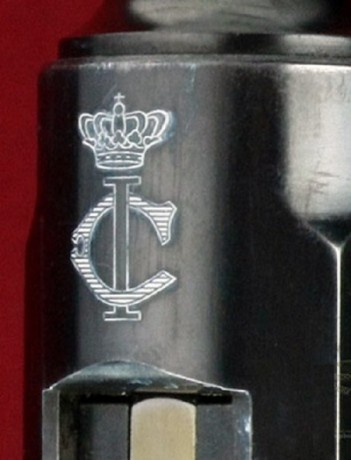 Hace unos días encontré por casualidad en una web extranjera un arma a la venta que hacía muchos años 70