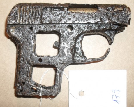 Hace unos días encontré por casualidad en una web extranjera un arma a la venta que hacía muchos años 171