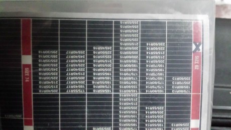 En venta cadenas de nieve textiles de la marca ISSE talla 62. Totalmente nuevas y sin uso, el exterior 00