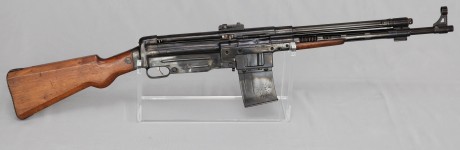 Hace unos días encontré por casualidad en una web extranjera un arma a la venta que hacía muchos años 20