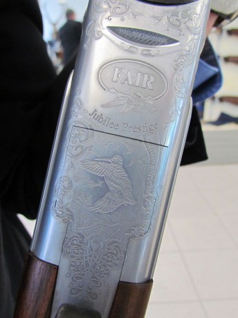 Por favor, echadme un cable.
Estoy en aras de comprarme una escopeta, en concreto una Rizzini de plato, 10