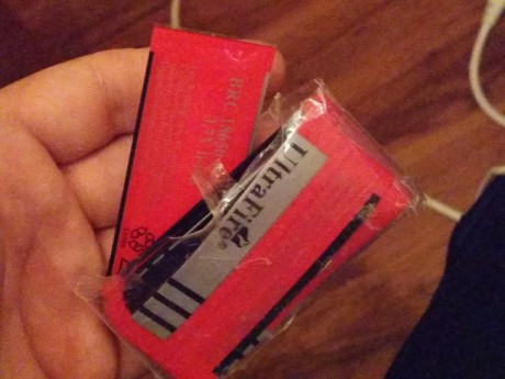 Buenas , he estado cazando con una linterna de las denominadas chinas (Ultrafire 600 lm aprox) y ya la 110