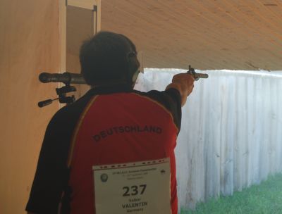 Estimados usuarios,

Esta mañana hemos asistido a los primeros entrenamientos del Campeonato de Europa 72