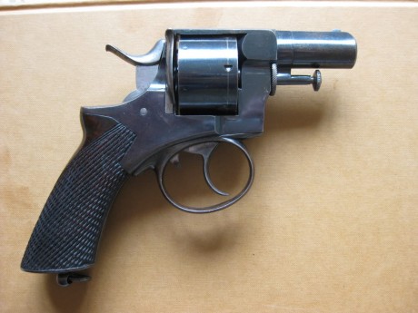 Hace unos días encontré por casualidad en una web extranjera un arma a la venta que hacía muchos años 151