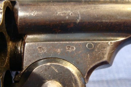 Hace unos días encontré por casualidad en una web extranjera un arma a la venta que hacía muchos años 32