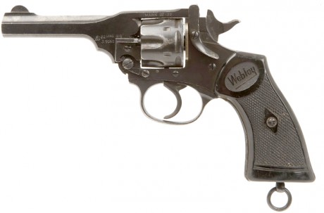 Hace unos días encontré por casualidad en una web extranjera un arma a la venta que hacía muchos años 51