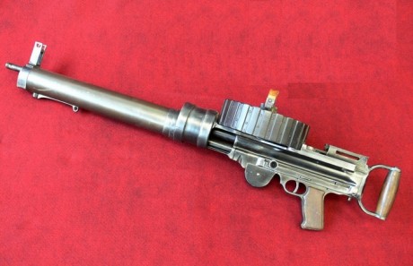 Hace unos días encontré por casualidad en una web extranjera un arma a la venta que hacía muchos años 32