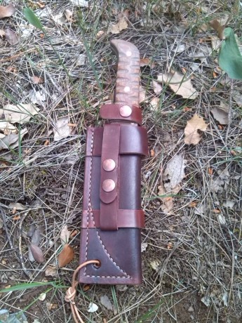 Os presento este cuchillo y la prueba realizada a esta pieza del artesano madrileño Guillermo Garcia (Garcimonte). 11