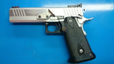Hola, vendo STI Edge del calibre 9 pb, punto de mira de fibra, pulsador cargador sobredimensionado, gas 00