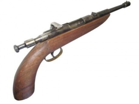 Hace unos días encontré por casualidad en una web extranjera un arma a la venta que hacía muchos años 141