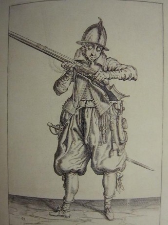Cuando uno intenta aproximarse al estudio de las armas antiguas en España se encuentra con algunos tópicos 12