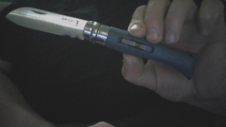 Opinel ha sacado una nueva gama de navajas destinadas al Bricolaje. He de decir que han llegado a mis 01