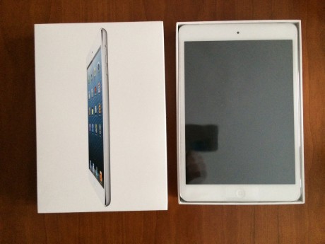 Vendo IPAD MINI 32gb wifi + celular 4G, hace un tiempo cogimos dos uno para mi y otro para mi mujer y 00