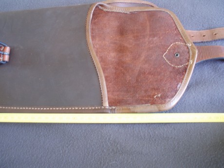 Buenas a todos

Vendo funda de piel para escopeta semiautomática desmontada.
Un capricho hecho por encargo 10