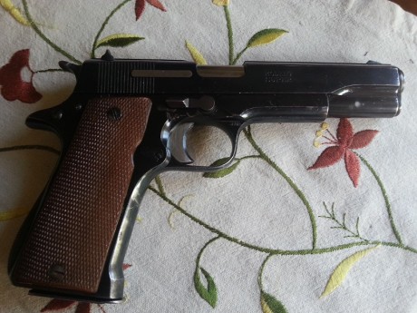 Lado izquierdo  Lado derecho foto de la culata 
Hola compañeros.
    Queria que me informaseis, si sois 02