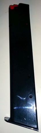 Pues eso, la referencia C002 de Tanfoglio, de 9mm y 25 cartuchos de capacidad: https://www.tanfoglio.it/shop/caricatori/ac001-2-elevatore-clone-2-3.html