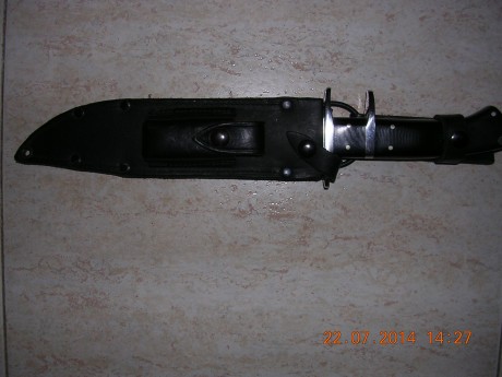 Hola tengo un cuchillo tipo bowie con un poquito de sierra de unos 5cm (como la de muela de esa tipo para 50