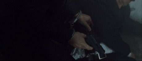 Compañeros,

En vista de las ganas de algunos (Elcafe, Wilcow, Vrakk, etc) por adivinar armas de películas 100