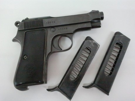 Hola!
Se trata de una pistola del calibre 9 corto, solo guiable en A o en B, ya que no da los 13 centímetros 02