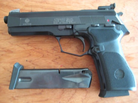 Hola, un amigo me ha pedido que le anuncie esta Vektor, de 9 para, por 200 euros, más portes.
Interesados 01