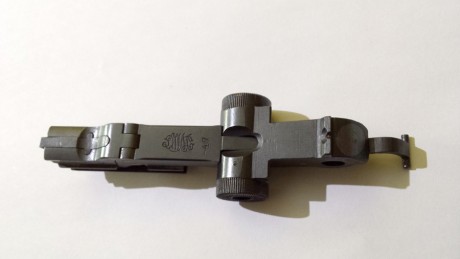 Hola a todos, soy nuevo en él foro y me gustaría que algún experto opinase sobre la luger que tengo en 20