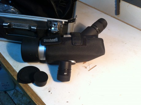 Vendo Telescopio BUSHNELL Spacemaster 15-45x50 a 45º 
Prácticamente nuevo. Precio 190 € 02