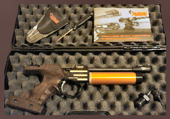 Vendo  PARDINI KID  con solo diez días de uso. La vendo por ser muy liviana para mi. 
770 euros   Llamar 01