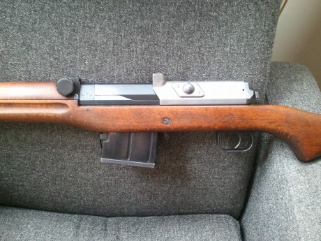 Hola a todos.
Acabo de adquirir un rifle semiautomatico sueco muy poco frecuente en nuestro pais.
Se trata 20