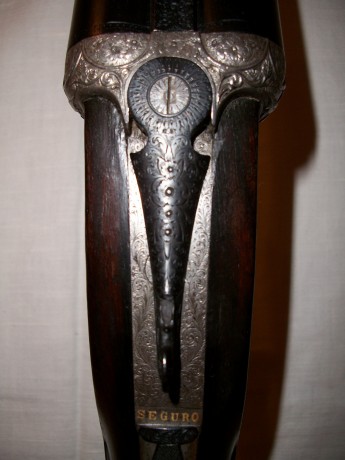 Necesito ayuda para tasar o valorar esta escopeta ya que esta descatalogada de hace muchos años y desaparecido 01