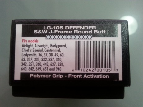 Se vende este espectacular láser grip, del fabricante CRIMSON TRACE, especialmente diseñado para revólver 11