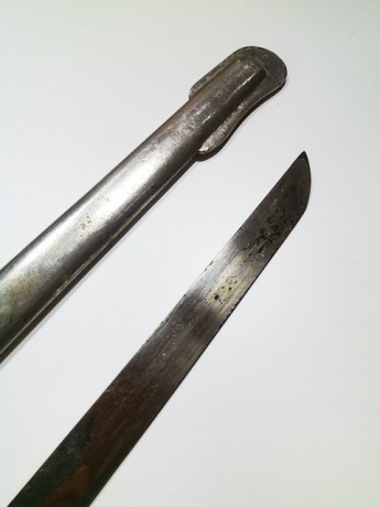 Hola,
Vendo sable Kyu-gunto para oficial japonés de la segunda guerra mundial. Voy a proceder a explicar 21