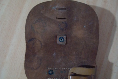  DSC06205.JPG 

Funda para Mac 50, buen estado. 45€ con envío en península.

Las tipo 1911 o similar tamaño 01