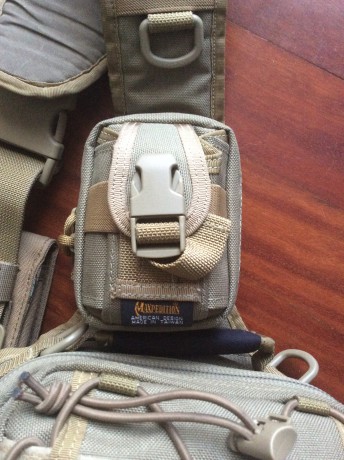  IMG_0097.JPG 
Buenas a todos

ACCESORIOS

Maxpedition anemone, color khaki, nueva sin uso

22 euros envio 01