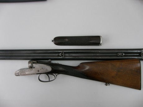Vendo escopeta paralela del 12 marca Victor Sarasqueta fabicada en el año 1948 (tiene una N grabada).
Aunque 01