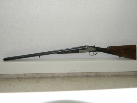 Vendo escopeta paralela del 12 marca Victor Sarasqueta fabicada en el año 1948 (tiene una N grabada).
Aunque 00