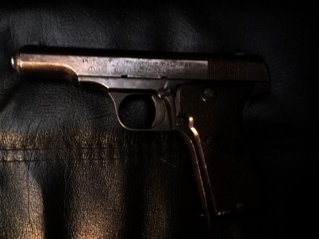 Buenas noches:
 ¿Alguien posee experiencia de compra de armas inutilizadas en esta web?¿son caros los 61