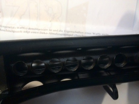 Buenas noches:
 ¿Alguien posee experiencia de compra de armas inutilizadas en esta web?¿son caros los 81