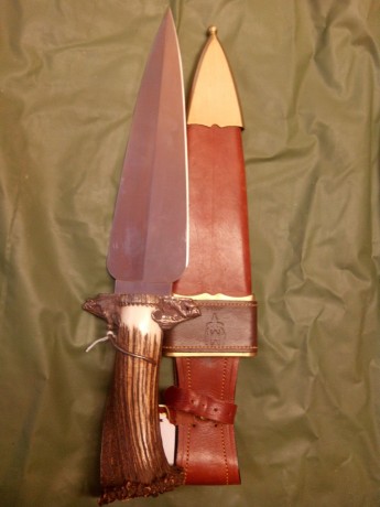 buenas tardes compañeros, tengo una gran duda y esque quiero poner a la venta dos cuchillo de la prestigiosa 01