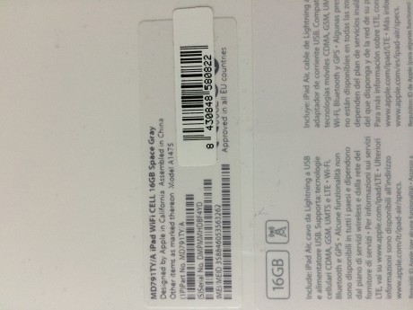 Vendo IPad Air 16g con pantalla de retina, tiene wi-fi  +  celular, color gris espacial, es nuevo en su 02