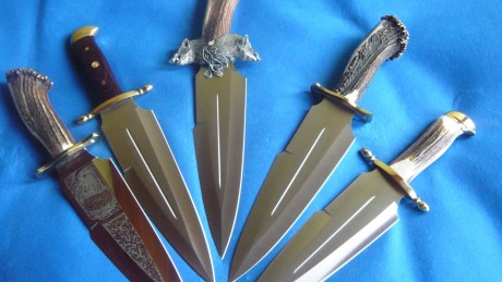 buenas tardes compañeros, tengo una gran duda y esque quiero poner a la venta dos cuchillo de la prestigiosa 50