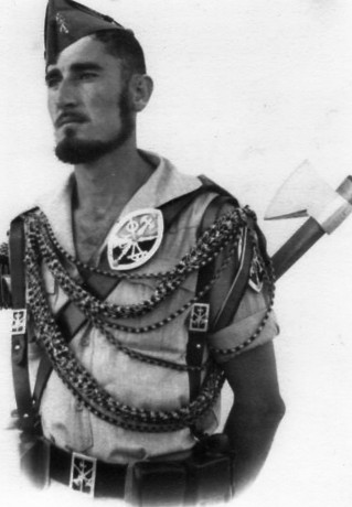 Hoy es 20 de Septiembre, aniversario de la fundación de La Legion, he dado una vuelta por los "medios 90
