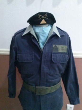 mi amigo Miguel, nuestro Cuenca, en pocos dias dejara de vestir a diario su querido uniforme de soldado 10