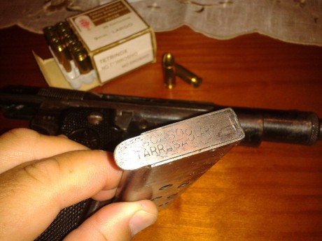 Vendo Astra 400 modelo ASCASO cal. 9mm largo. Pieza de colección, fabricada por el Ejército de la República 11