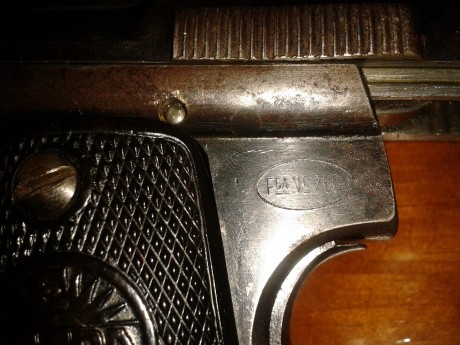 Vendo Astra 400 modelo ASCASO cal. 9mm largo. Pieza de colección, fabricada por el Ejército de la República 10