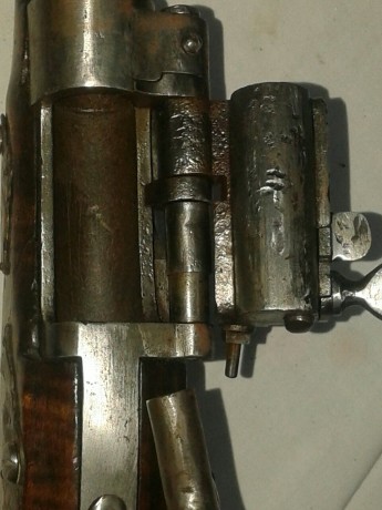 Hola a todos.
Tengo una duda con esta pistola, sus marcajes, y su sistema de cierre, y, quería que si 122