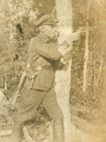 Hace unos días encontré por casualidad en una web extranjera un arma a la venta que hacía muchos años 160