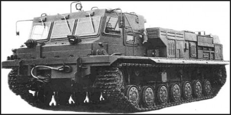 Os adjunto este curioso enlace de un video ruso donde ponen en marcha este cazacarros de la segunda guerra 61