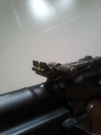 Muy buenas ,vendo un ak74  de fabricacion bulgara inutilizado , en muy buen estado de conservacion ,cal 01
